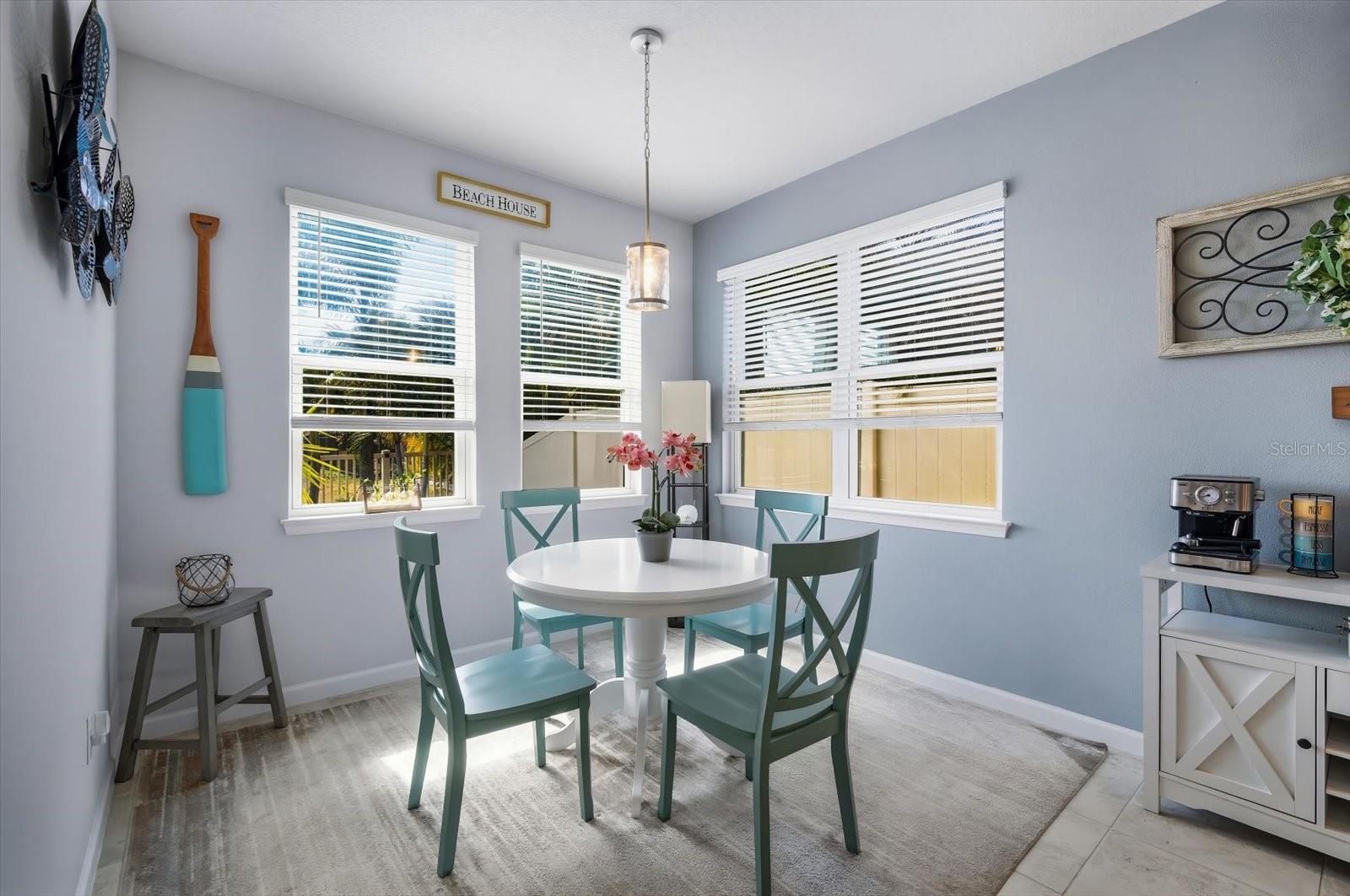 Image 16 of 38 For 11605 Cleyera Court