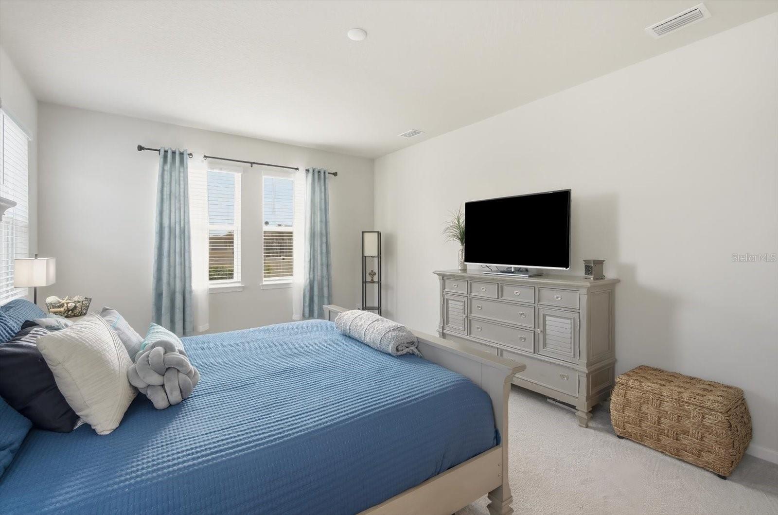 Image 18 of 38 For 11605 Cleyera Court