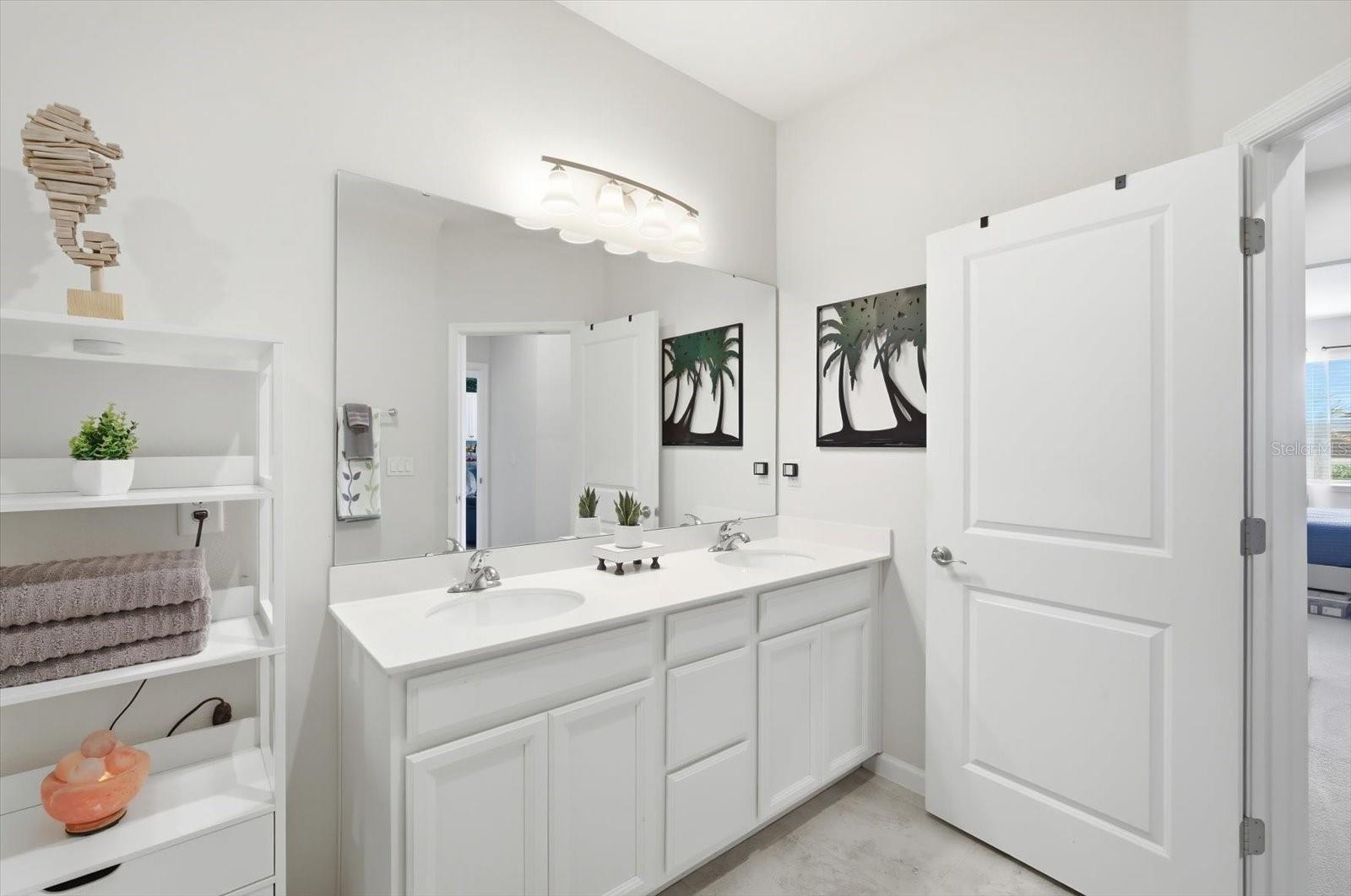 Image 20 of 38 For 11605 Cleyera Court