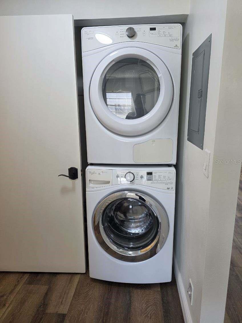 Image 10 of 49 For 5971 Terrace Park Drive N 310