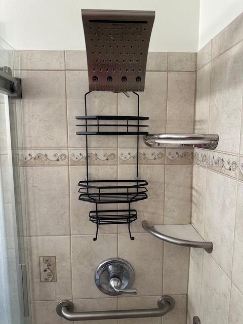 Image 15 of 49 For 5971 Terrace Park Drive N 310