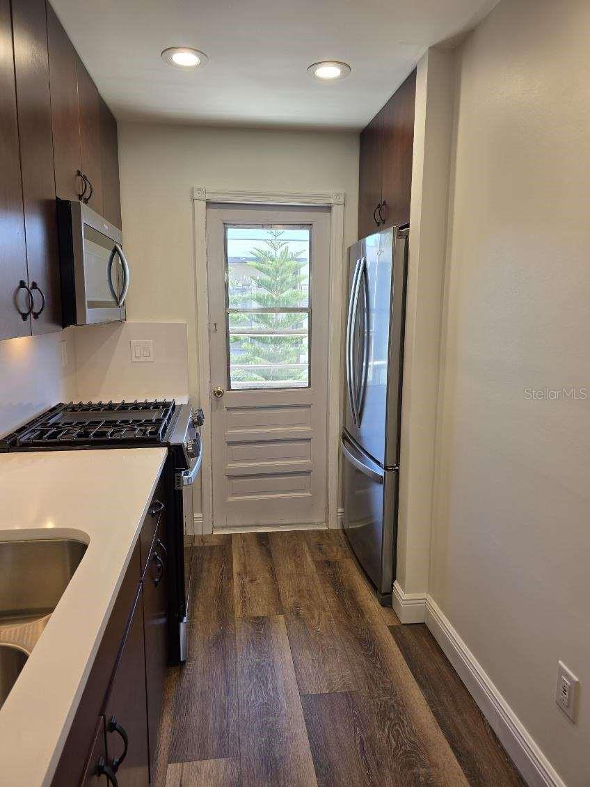 Image 9 of 49 For 5971 Terrace Park Drive N 310