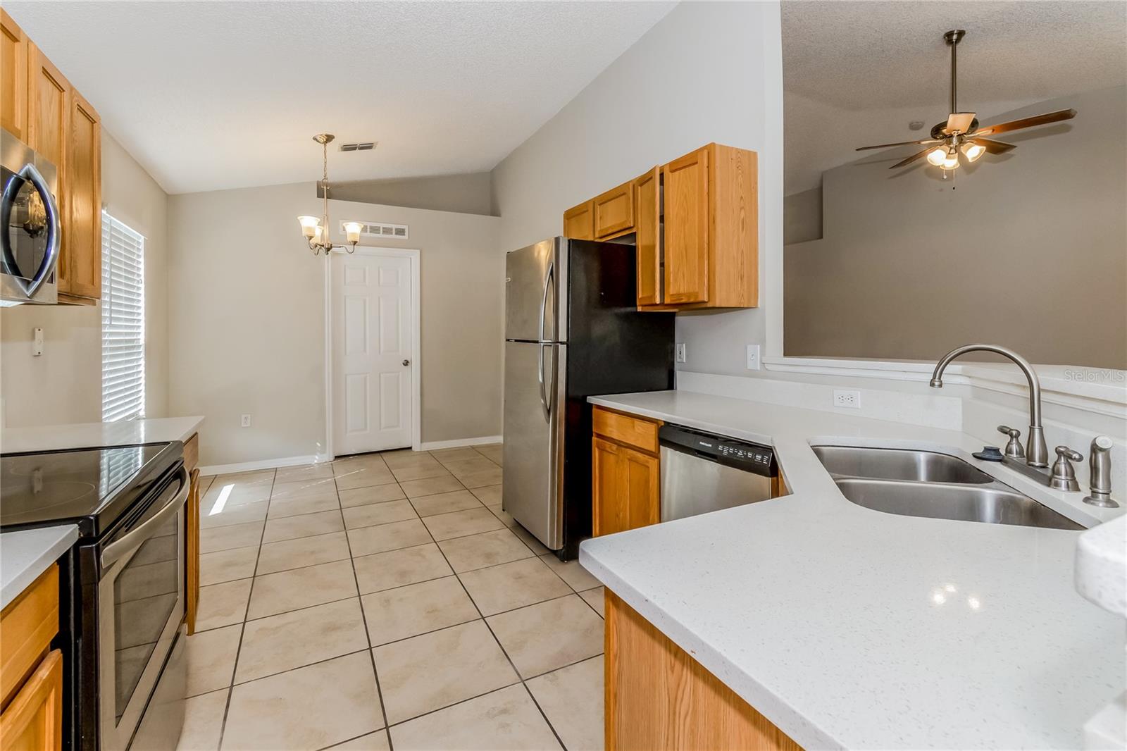 Image 15 of 22 For 10307 Red Tip Road