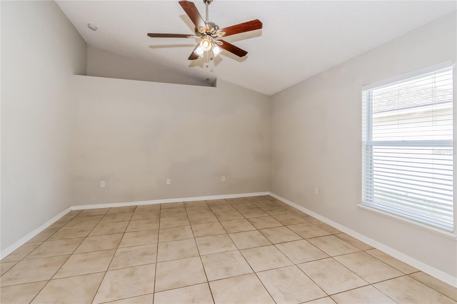 Image 17 of 22 For 10307 Red Tip Road