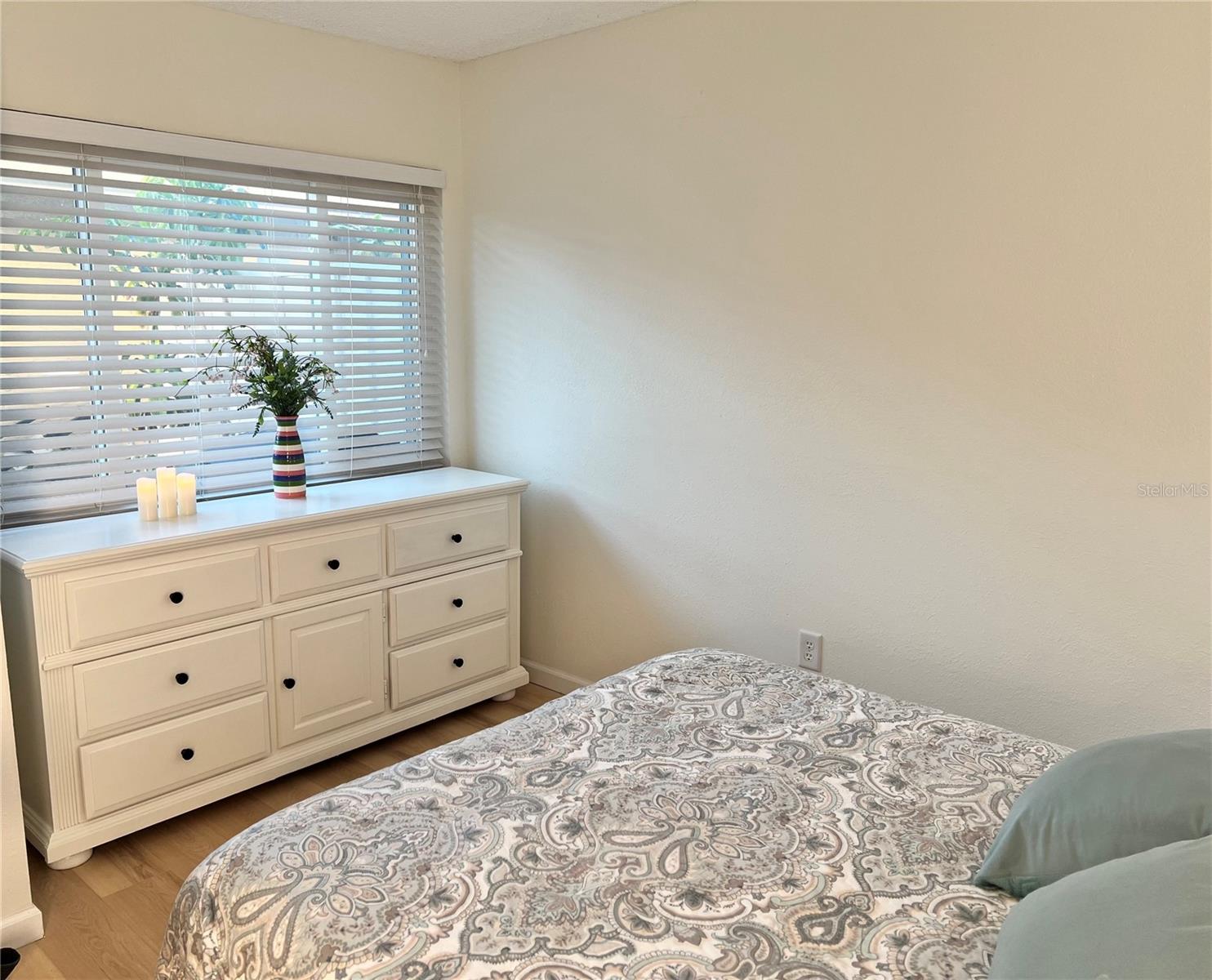 Image 11 of 32 For 6257 Cape Hatteras Way Ne 2