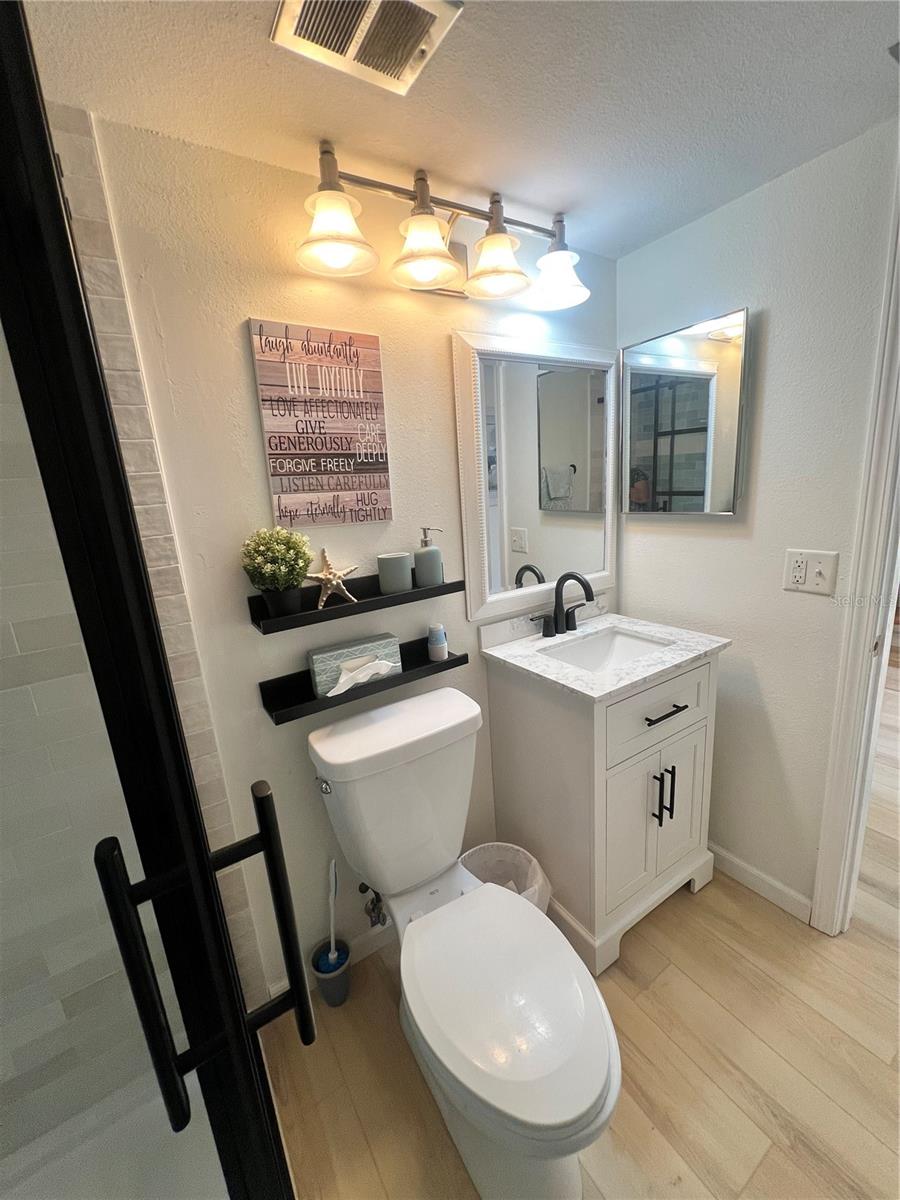 Image 13 of 32 For 6257 Cape Hatteras Way Ne 2