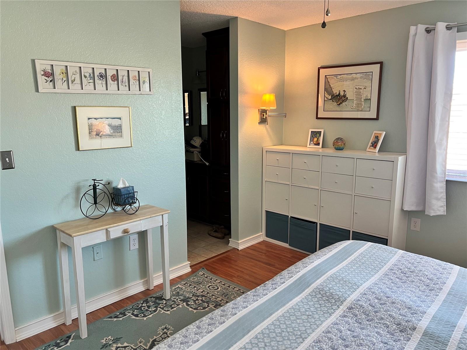 Image 17 of 32 For 6257 Cape Hatteras Way Ne 2