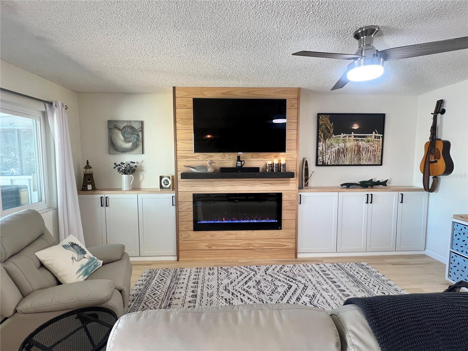 Image 3 of 32 For 6257 Cape Hatteras Way Ne 2