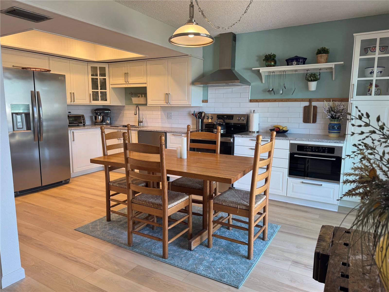 Image 6 of 32 For 6257 Cape Hatteras Way Ne 2