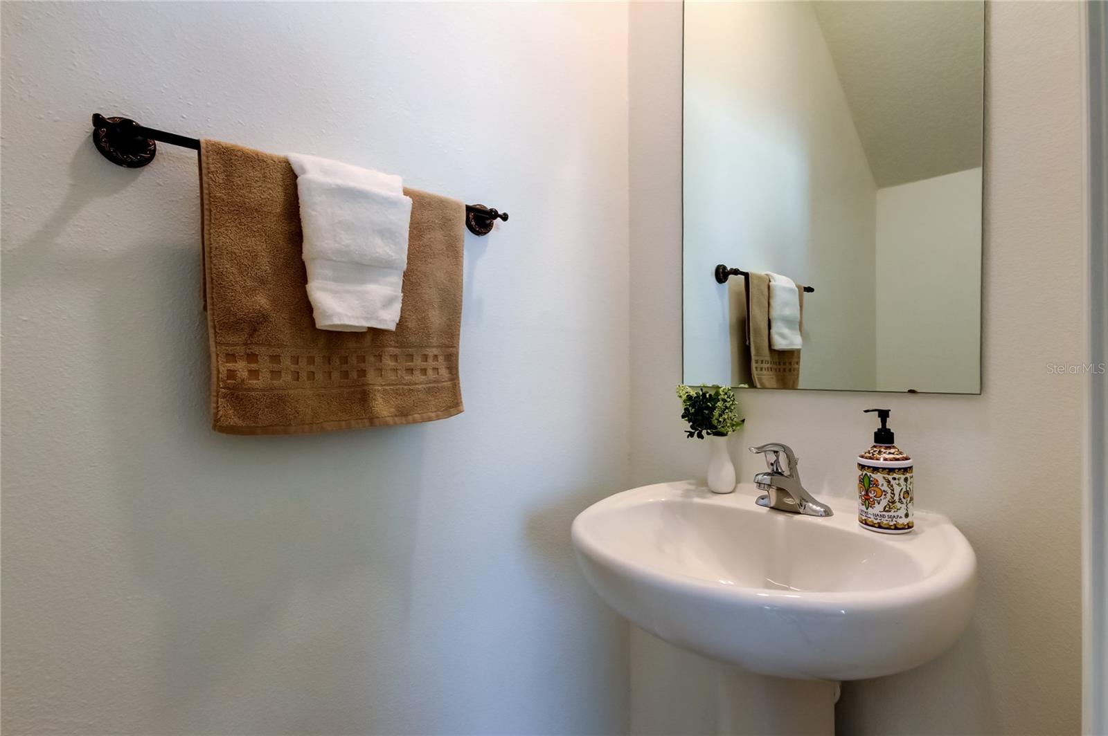 Image 25 of 86 For 17567 Nectar Flume Drive