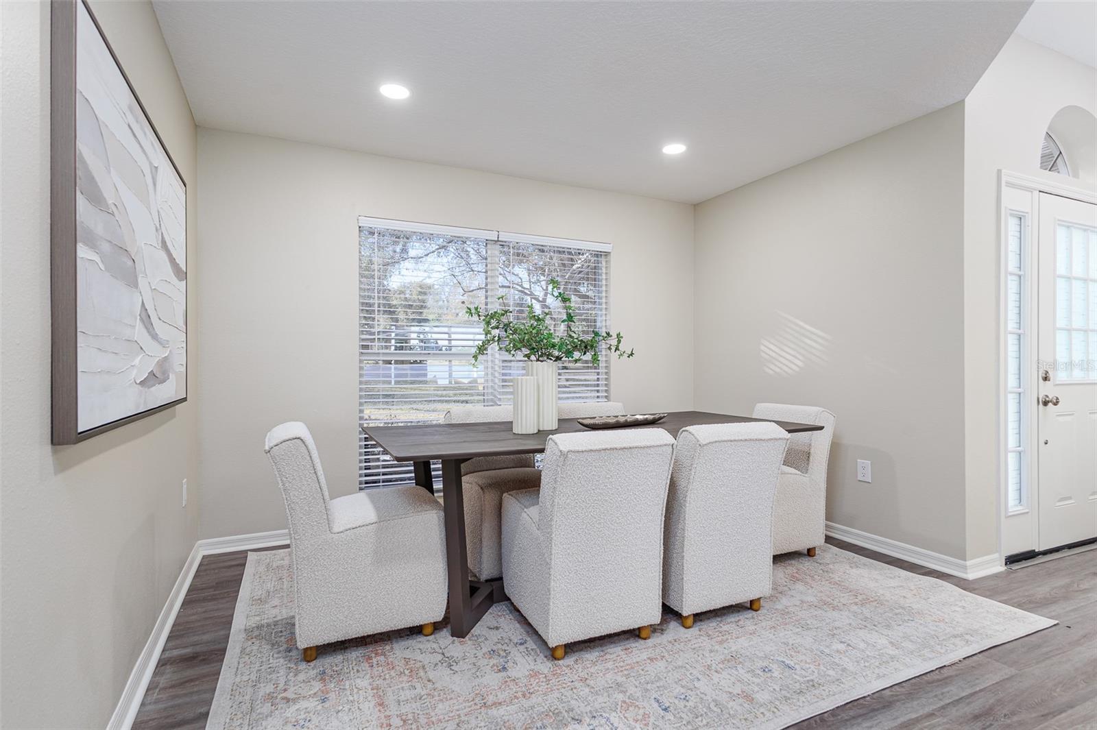 Image 16 of 45 For 411 Edgewater Drive