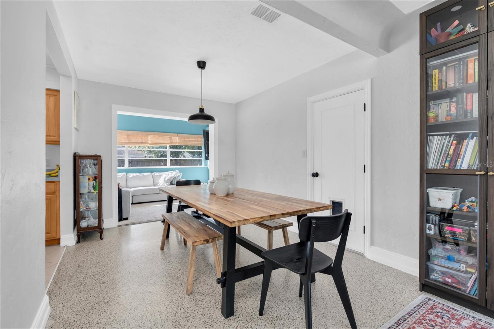 Image 15 of 33 For 4018 26th Avenue N