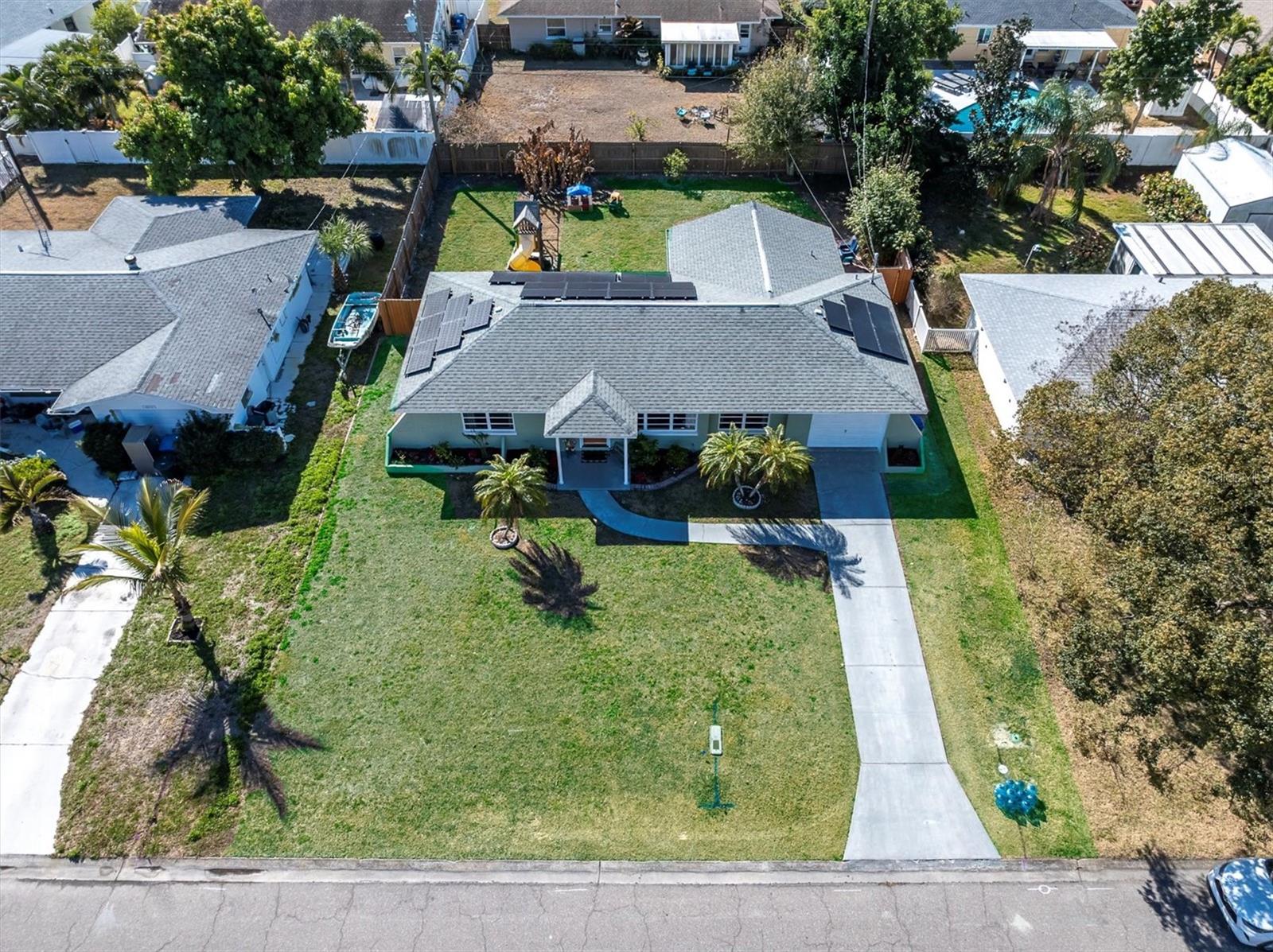 Image 30 of 33 For 4018 26th Avenue N