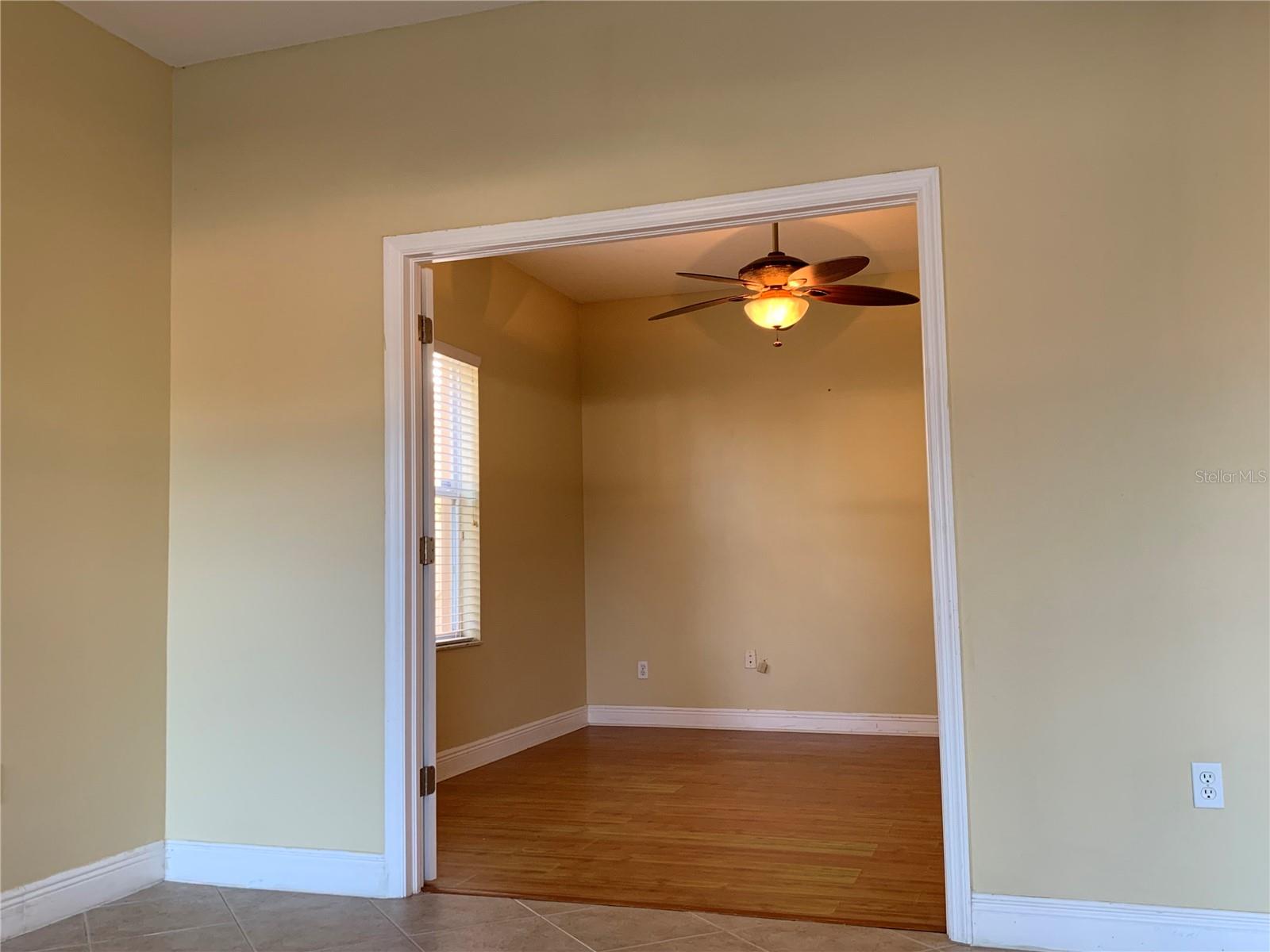 Image 21 of 33 For 8810 Cameron Crest Drive