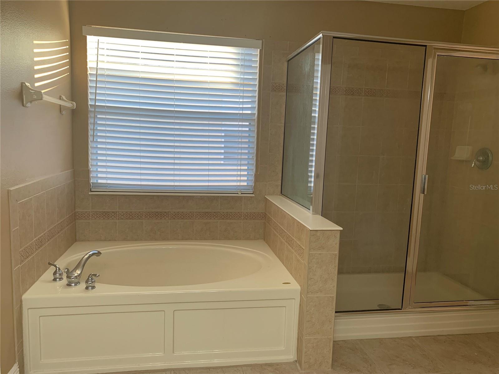 Image 26 of 33 For 8810 Cameron Crest Drive