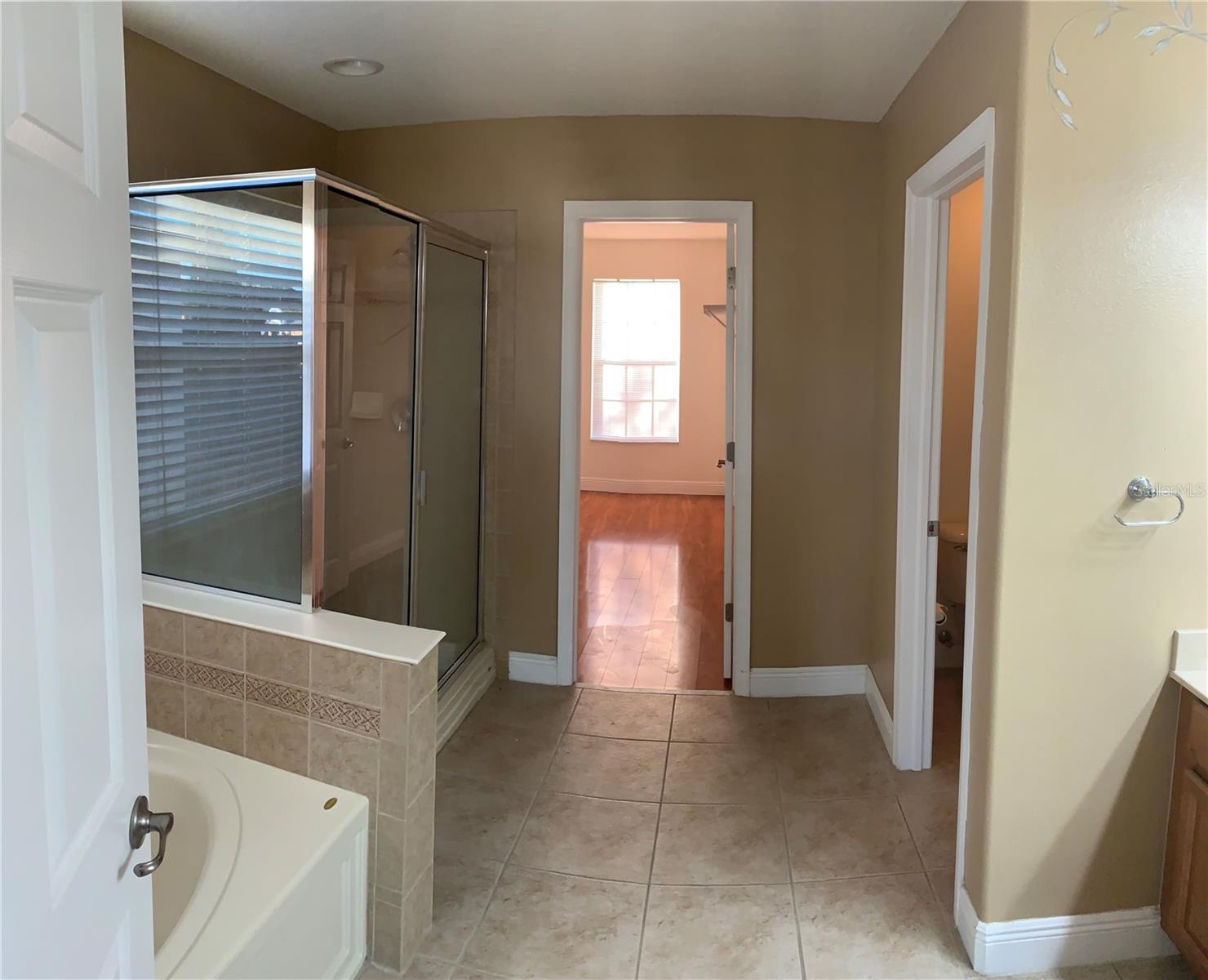 Image 28 of 33 For 8810 Cameron Crest Drive