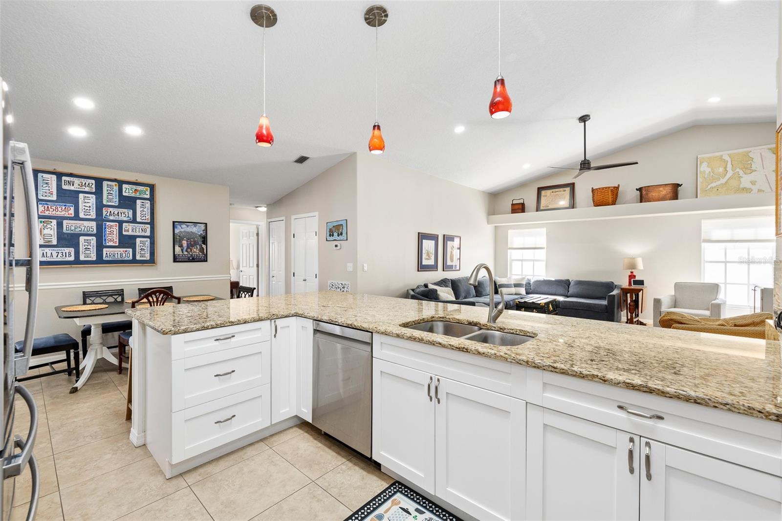 Image 14 of 47 For 15315 Carrollton Lane