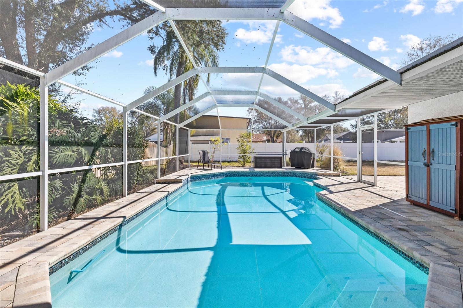 Image 15 of 47 For 15315 Carrollton Lane