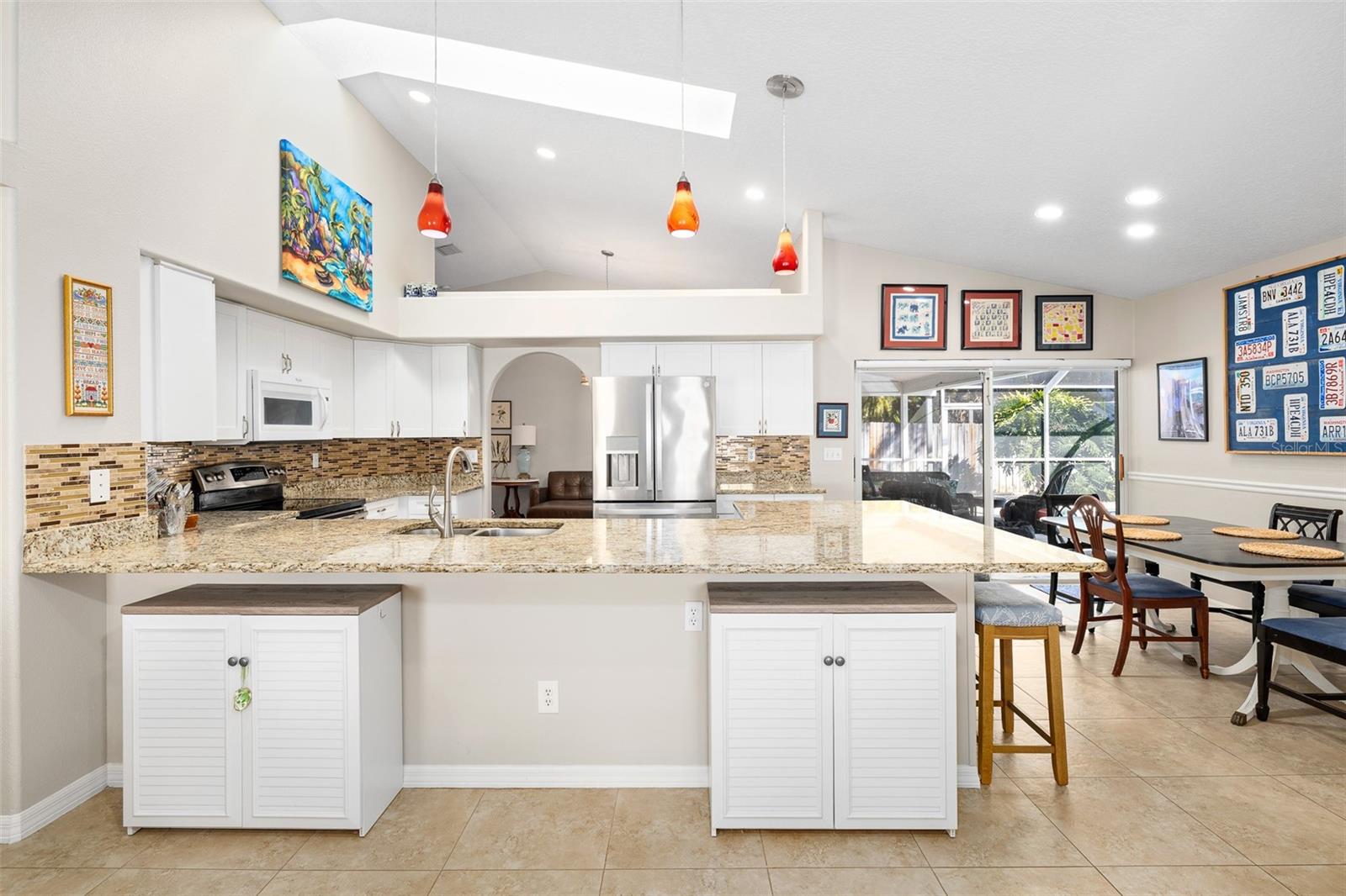 Image 8 of 47 For 15315 Carrollton Lane