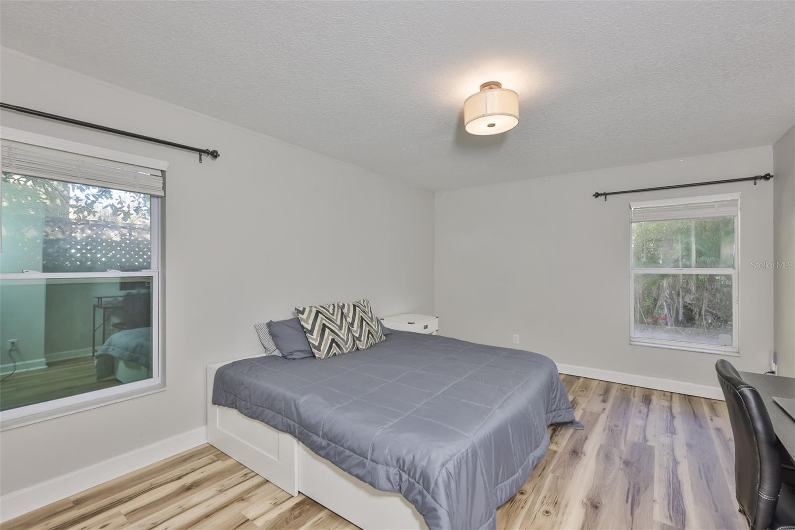 Image 16 of 32 For 2331 Chestnut Street