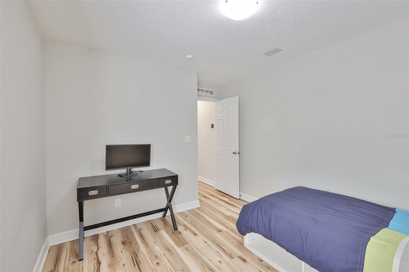 Image 22 of 32 For 2331 Chestnut Street