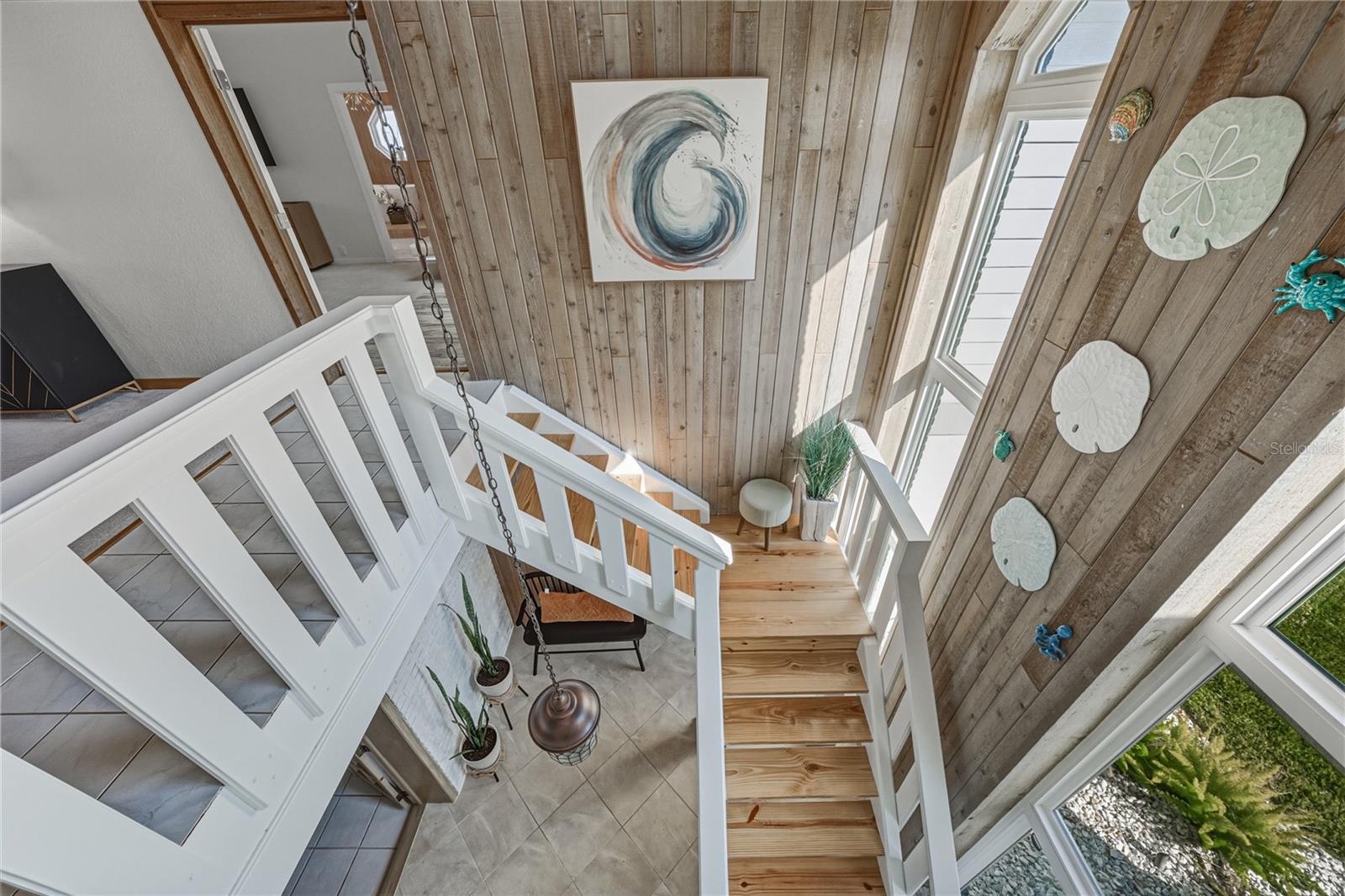 Listing photo id 35 for 723 Pinta Drive