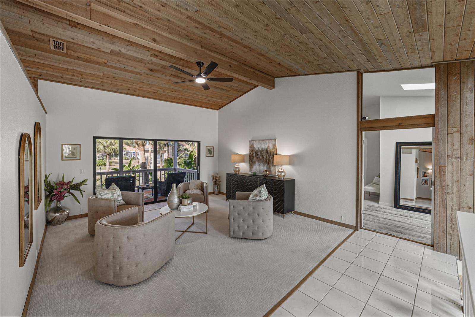 Listing photo id 40 for 723 Pinta Drive