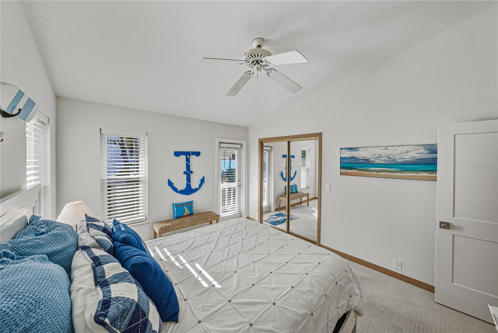 Listing photo id 68 for 723 Pinta Drive