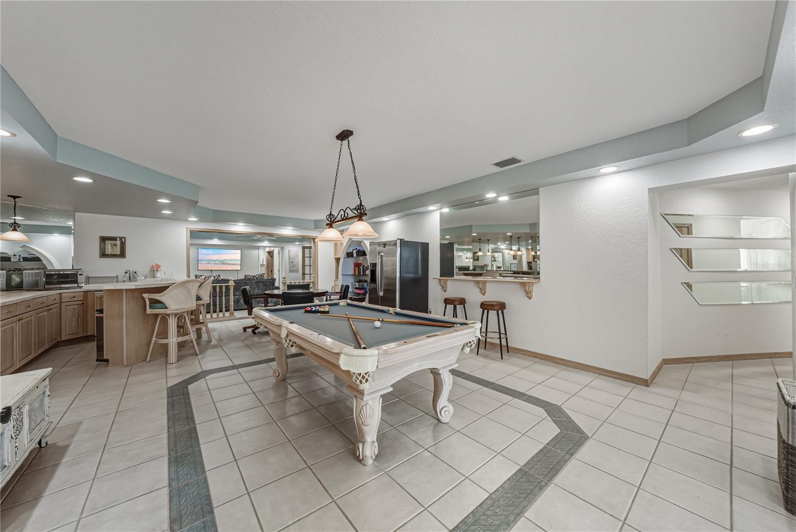 Listing photo id 83 for 723 Pinta Drive