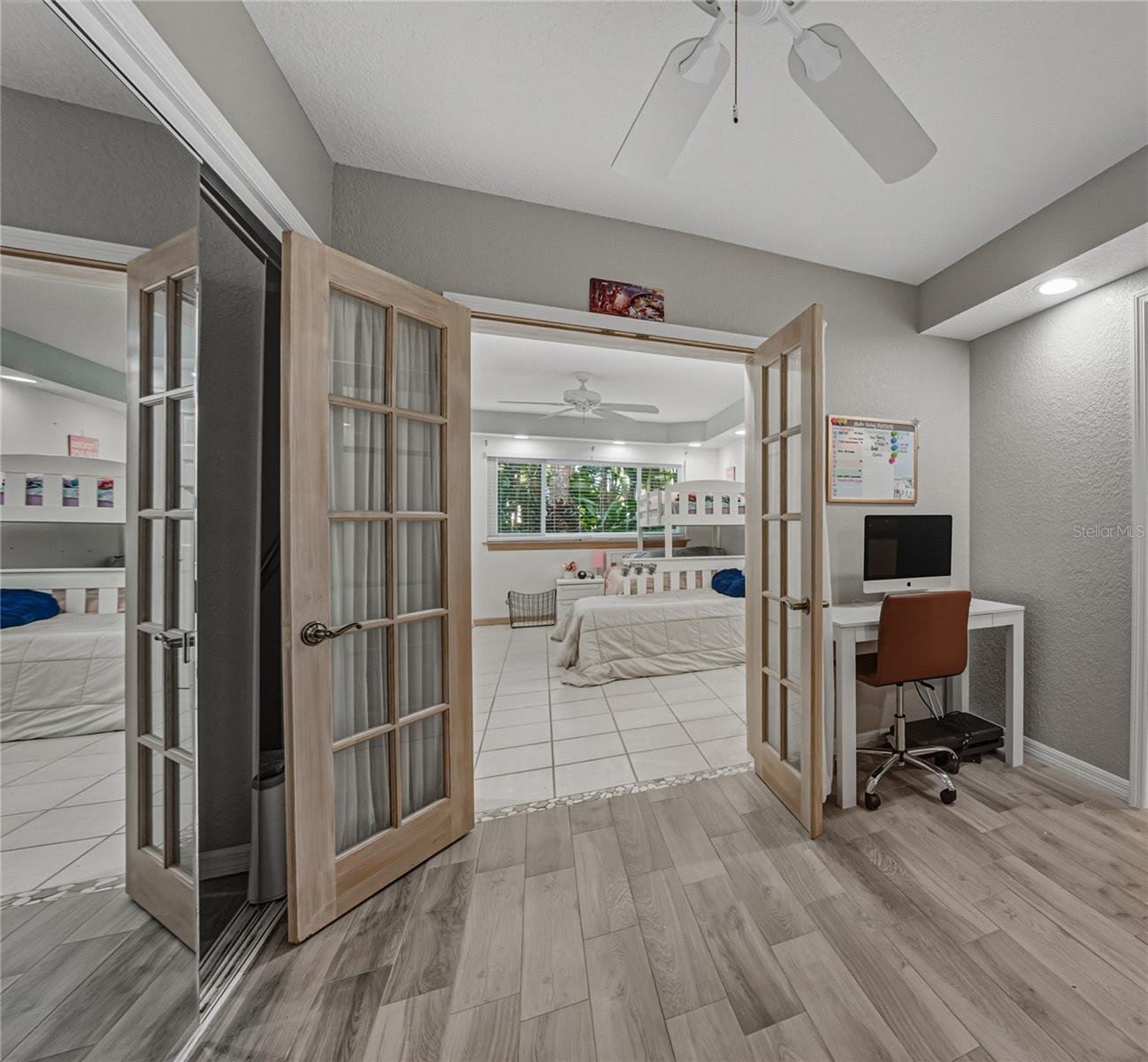 Listing photo id 85 for 723 Pinta Drive