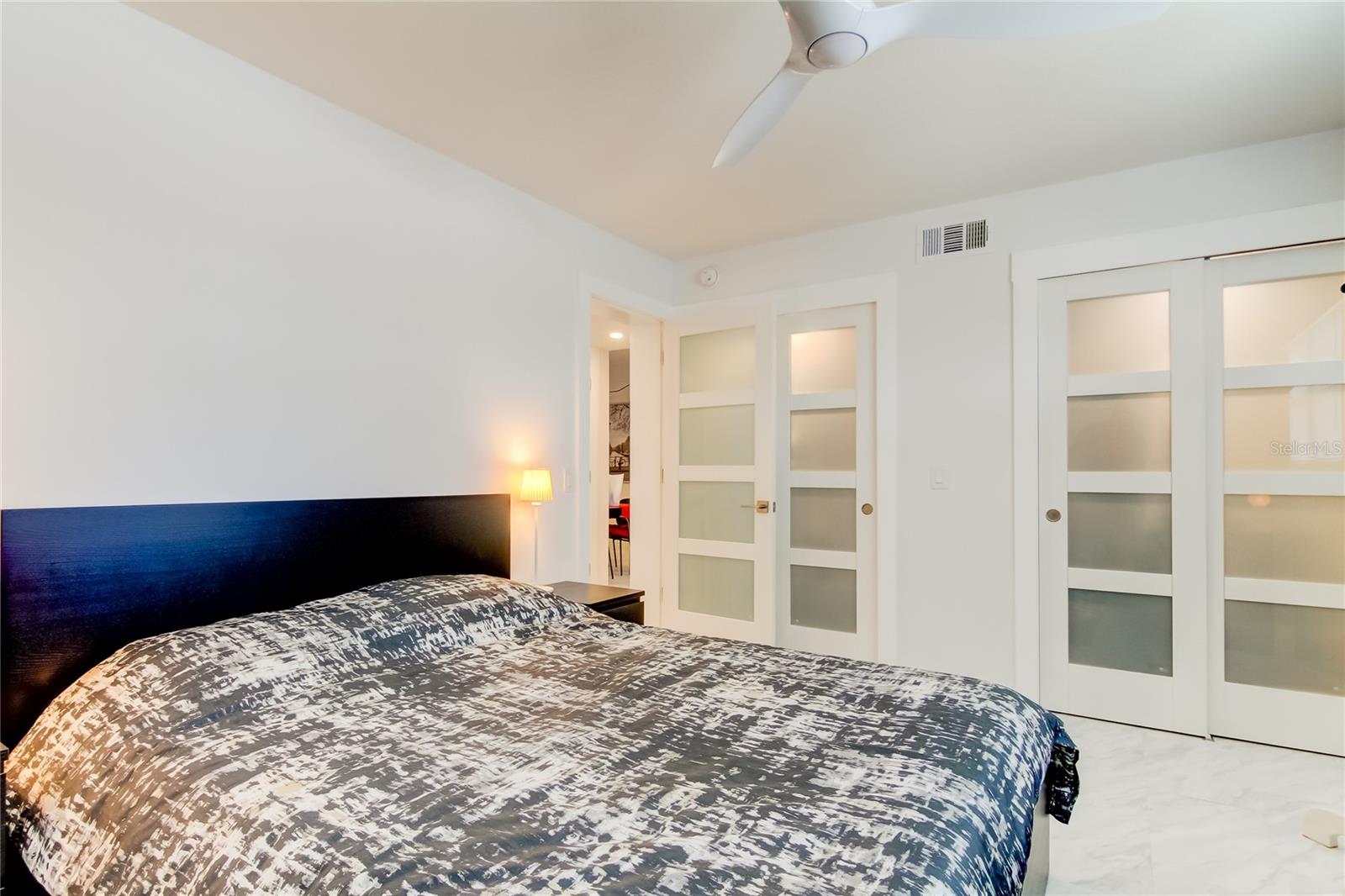 Image 14 of 24 For 3575 Gulf Boulevard 204