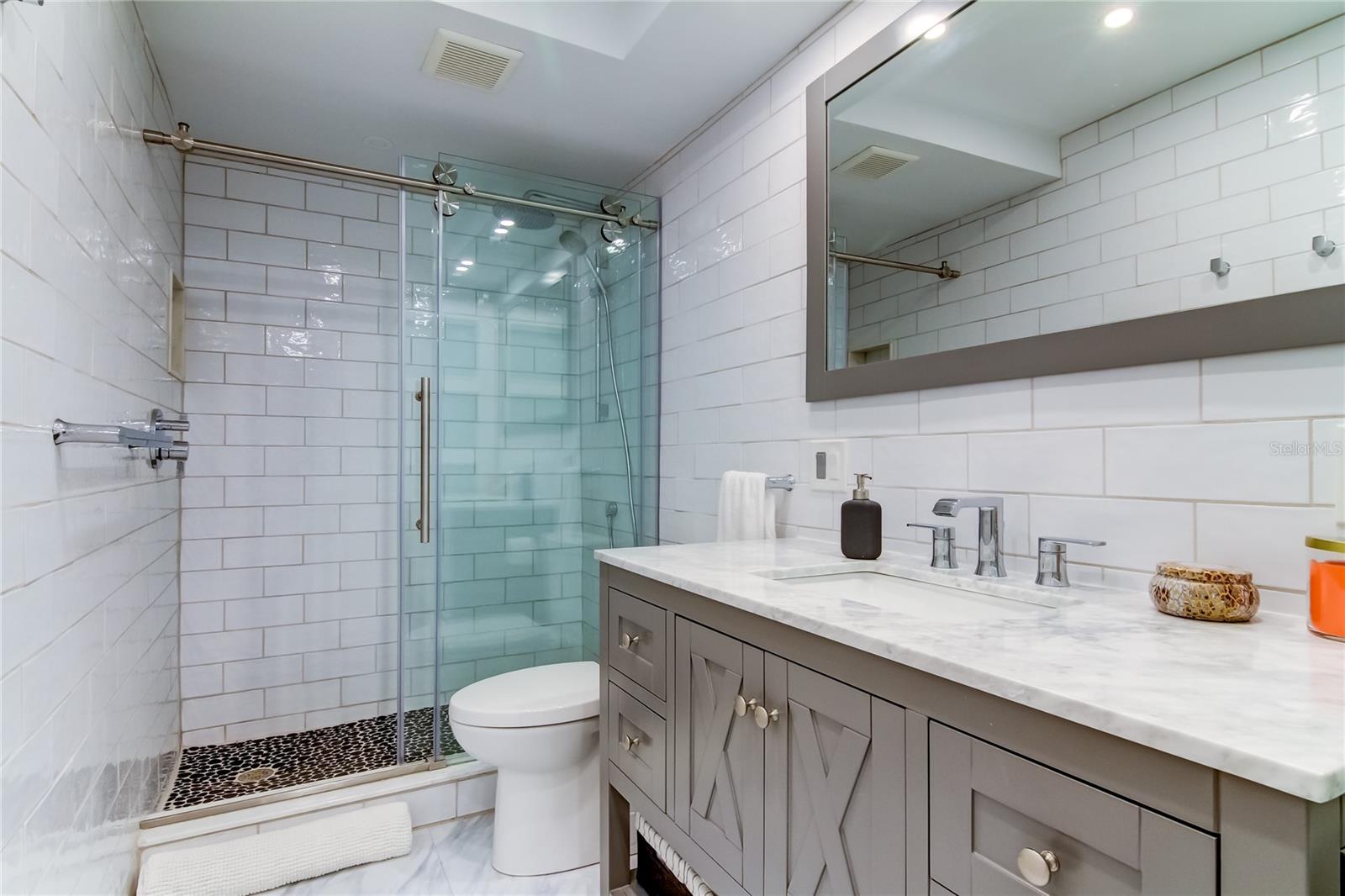 Image 16 of 24 For 3575 Gulf Boulevard 204