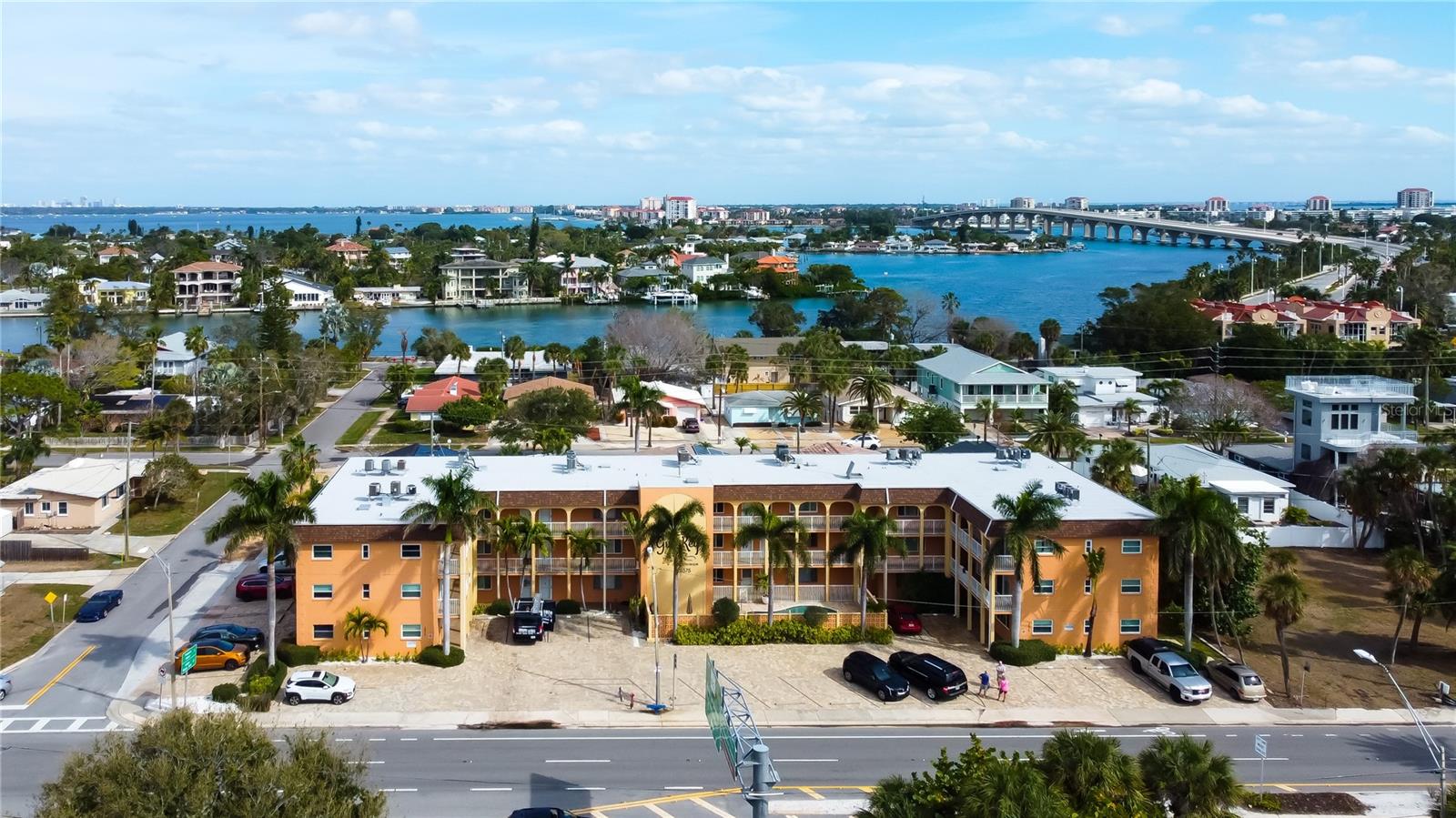 Image 2 of 24 For 3575 Gulf Boulevard 204