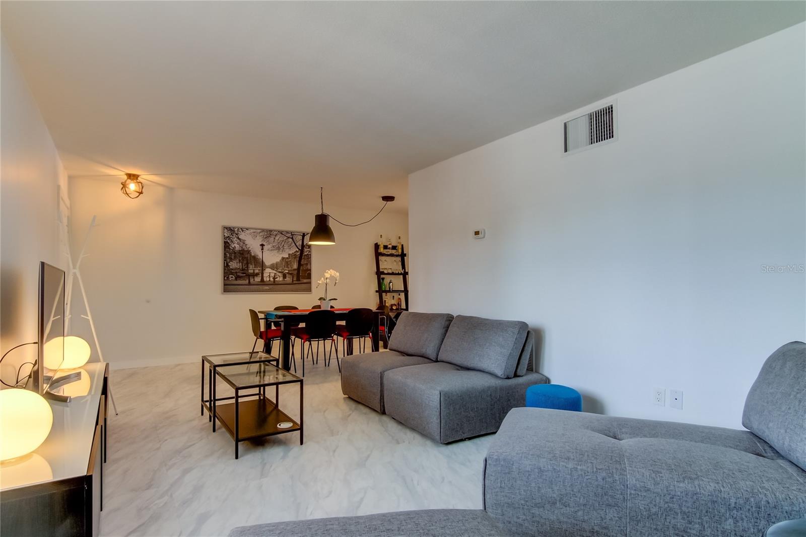 Image 6 of 24 For 3575 Gulf Boulevard 204