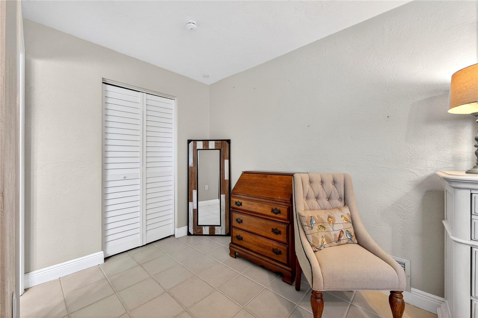 Image 21 of 45 For 13961 86th Avenue