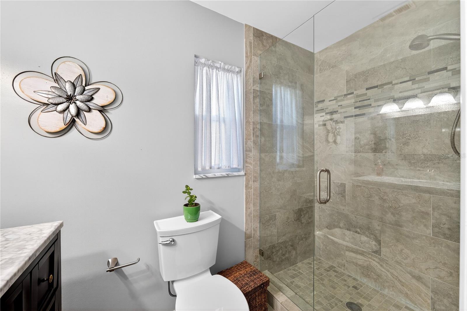 Image 23 of 45 For 13961 86th Avenue