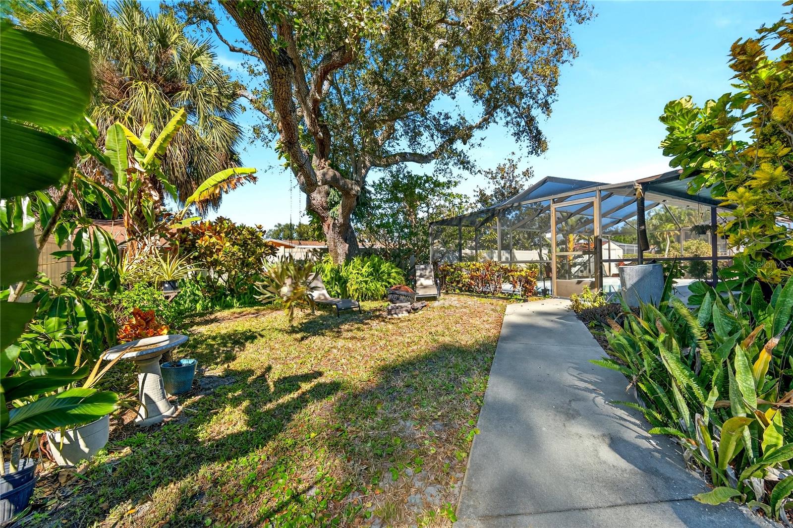 Image 36 of 45 For 13961 86th Avenue