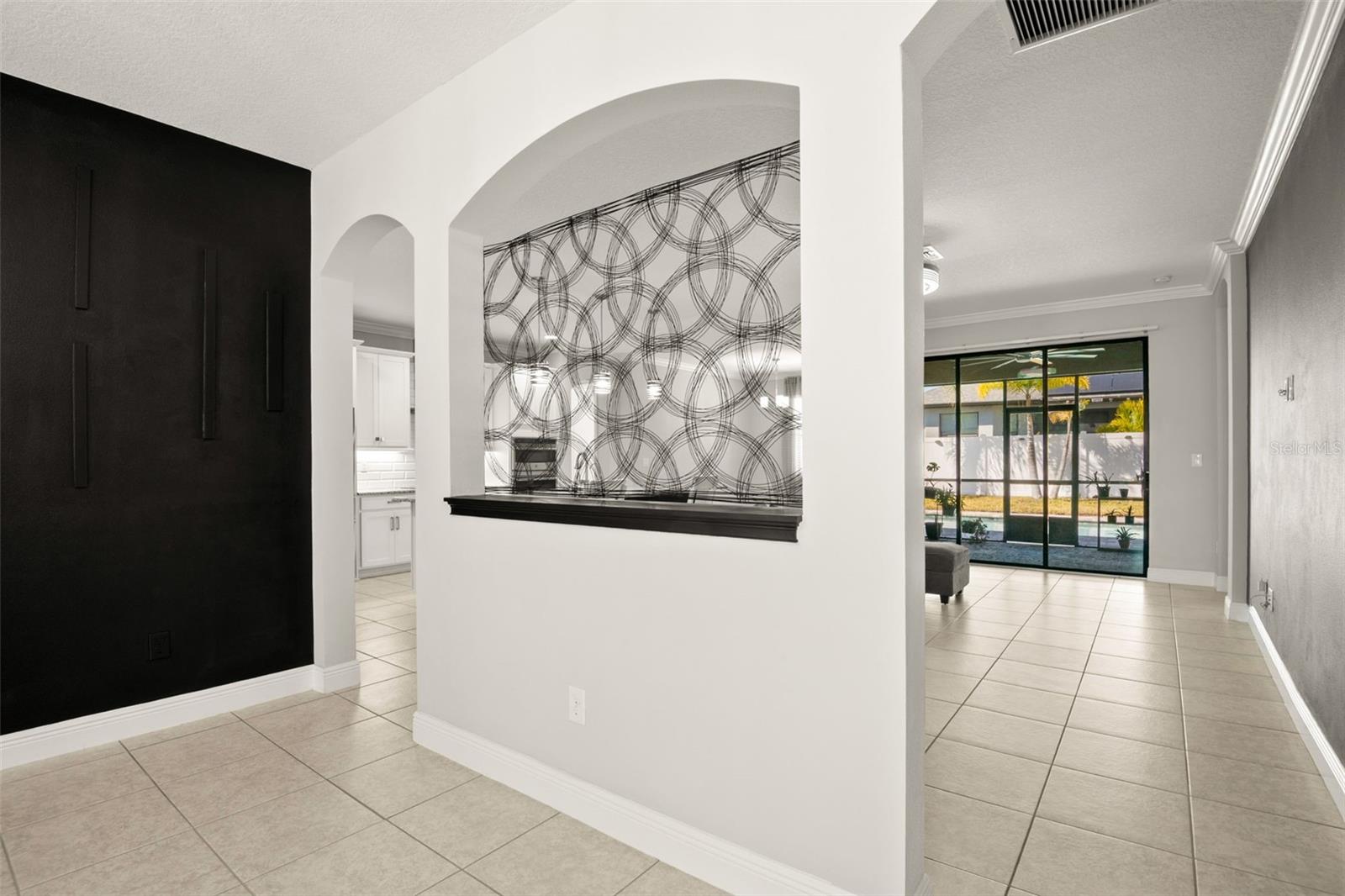 Listing photo id 8 for 3920 Teaberry Lane