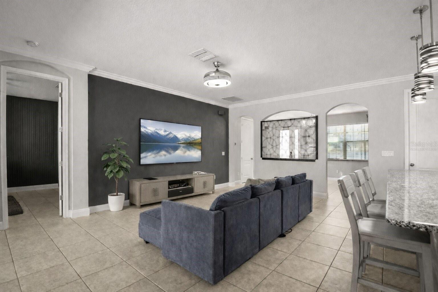 Listing photo id 13 for 3920 Teaberry Lane