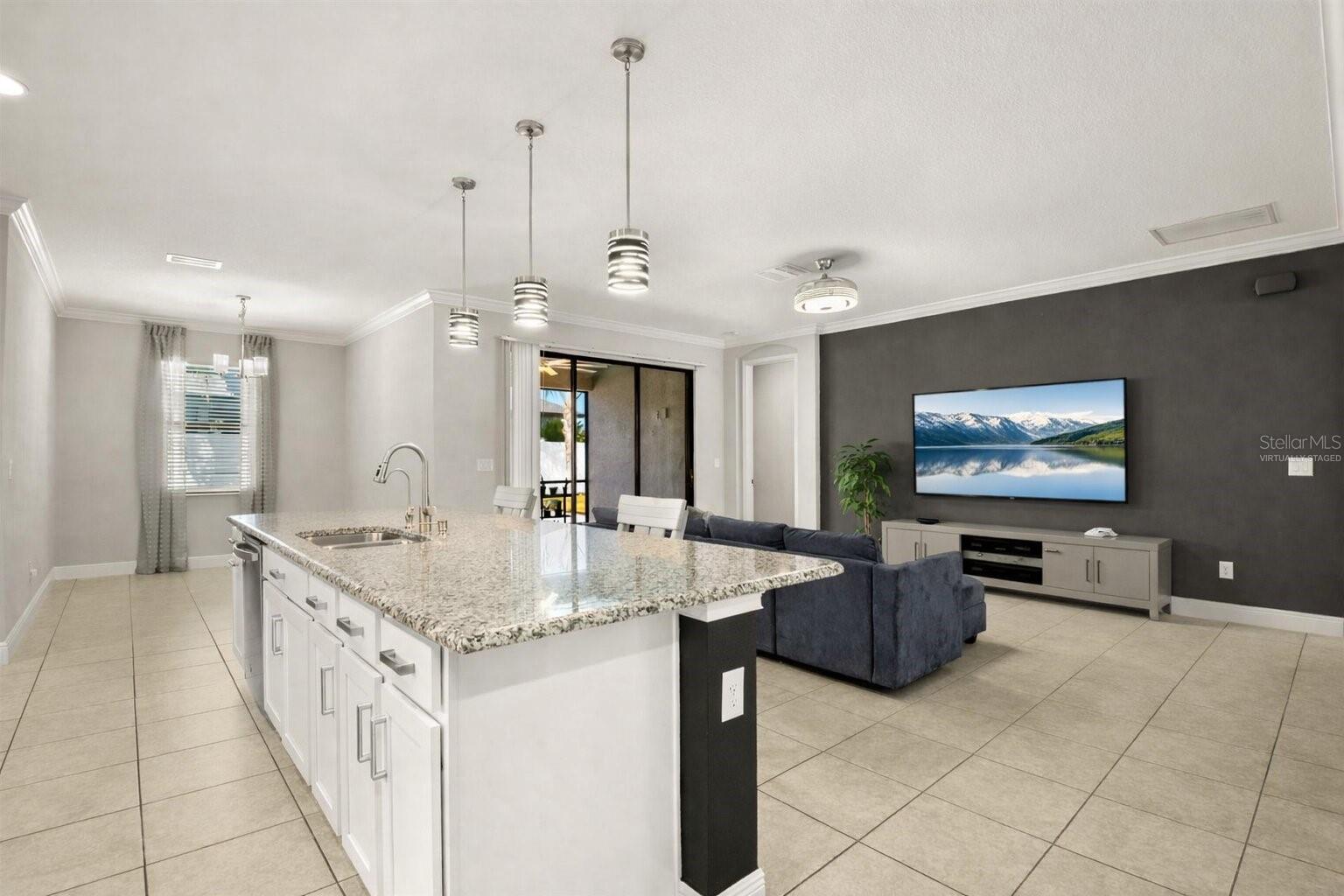 Listing photo id 16 for 3920 Teaberry Lane