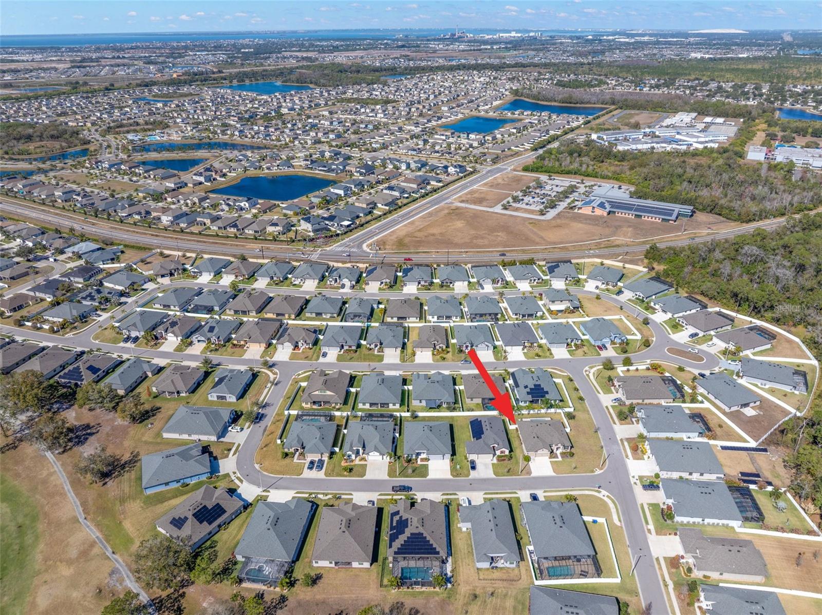 Listing photo id 50 for 3920 Teaberry Lane