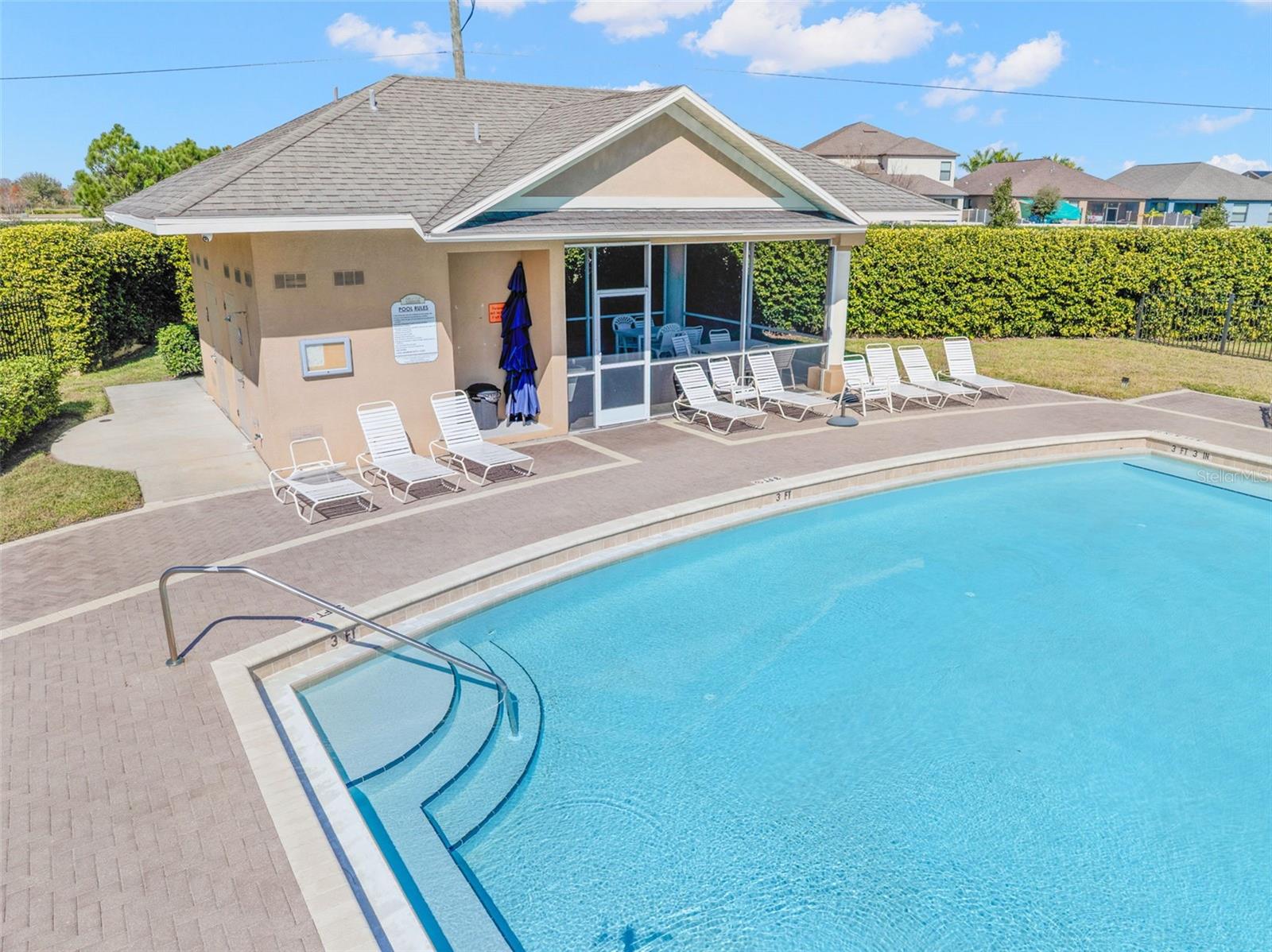 Listing photo id 60 for 3920 Teaberry Lane