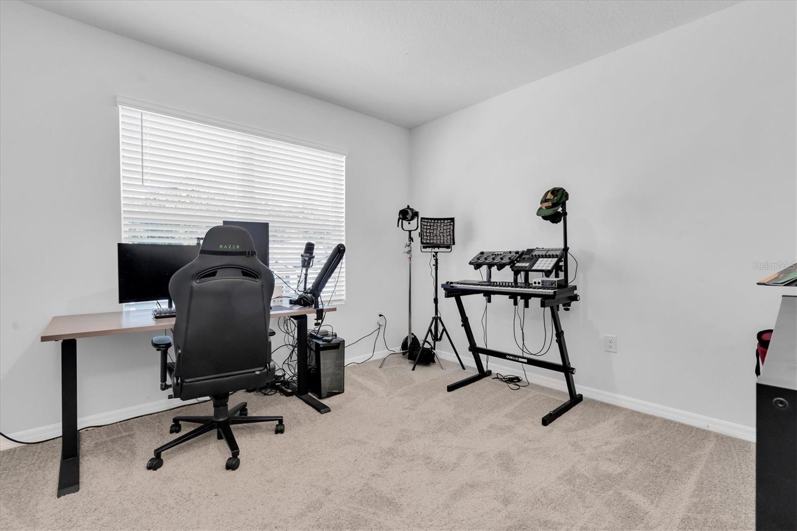 Image 28 of 40 For 10895 Quail Grove Way