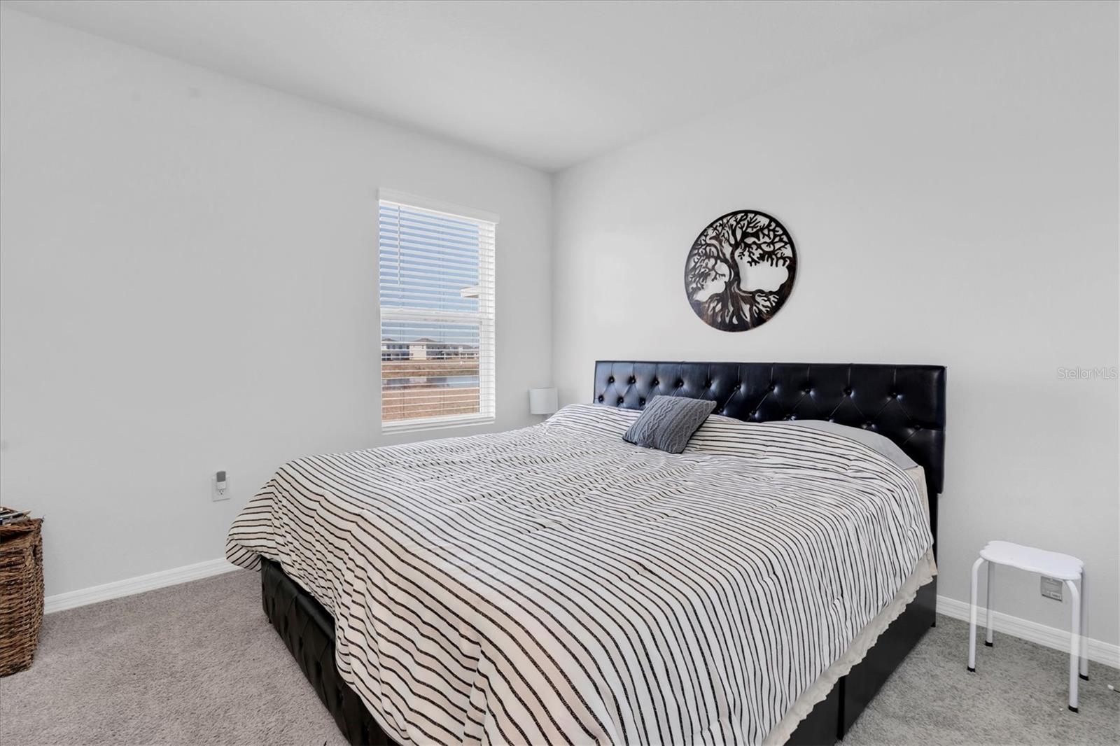 Image 31 of 40 For 10895 Quail Grove Way