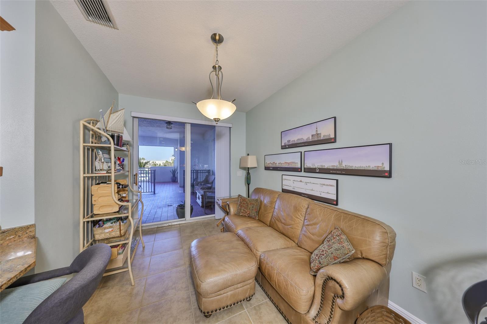 Image 14 of 39 For 1030 Bellasol Way 302