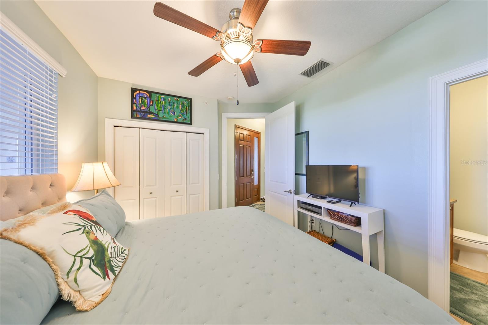 Image 25 of 39 For 1030 Bellasol Way 302