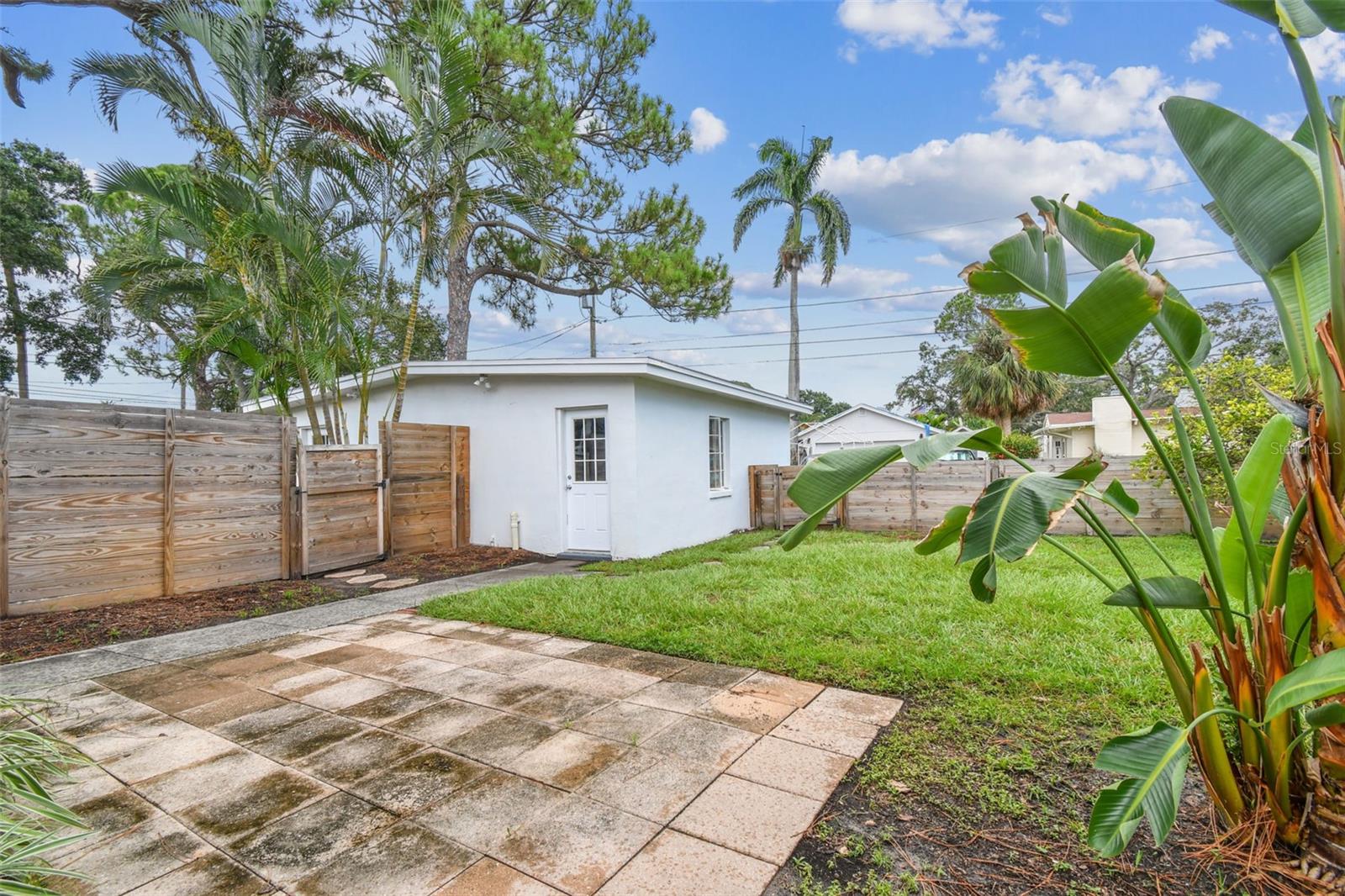 Image 32 of 34 For 275 Mateo Way Ne