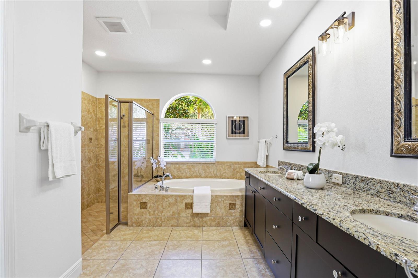 Image 20 of 100 For 20107 Oak Alley Drive