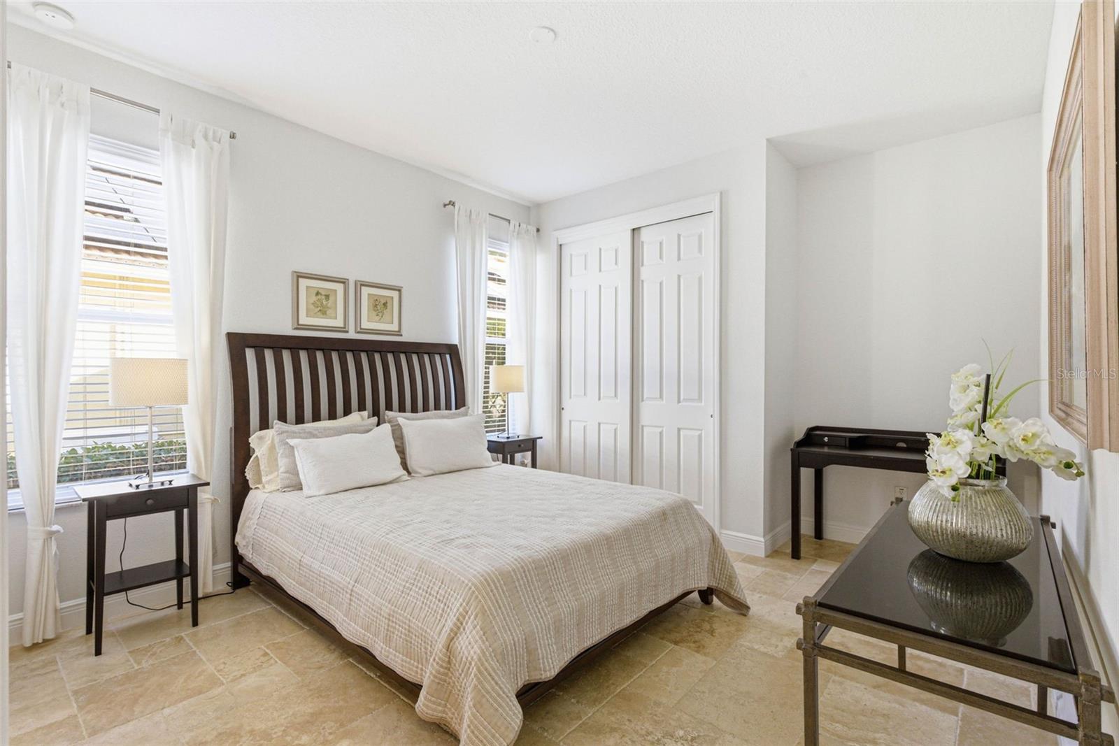 Image 28 of 100 For 20107 Oak Alley Drive