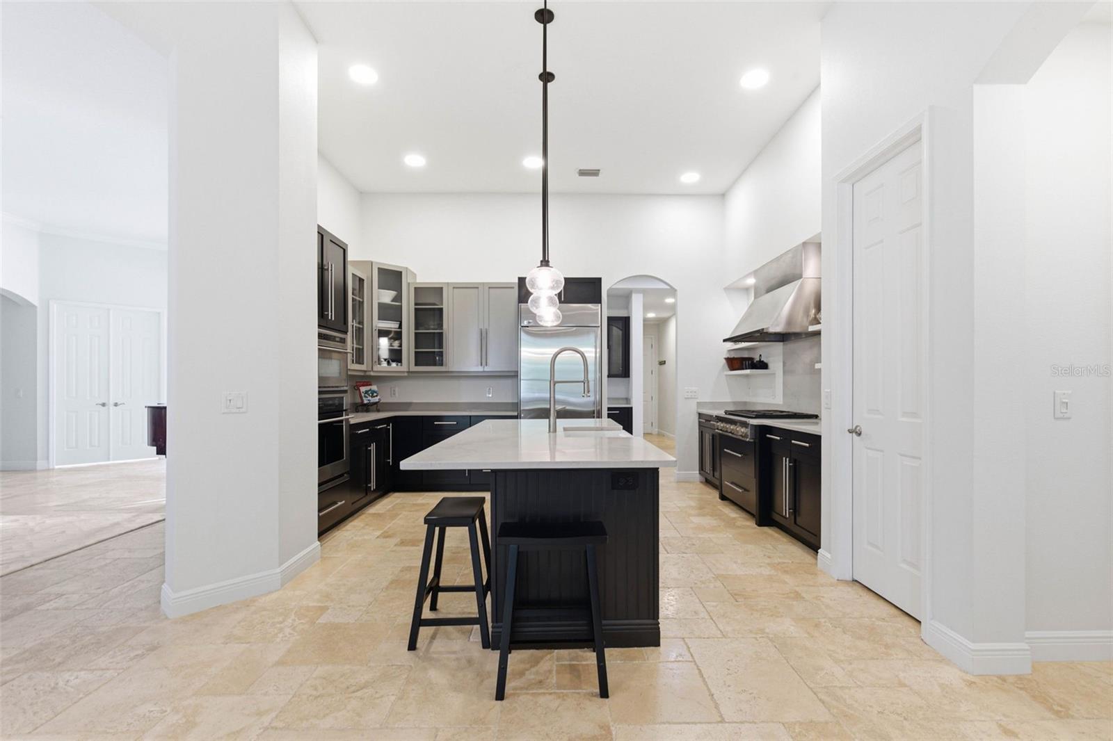 Image 38 of 100 For 20107 Oak Alley Drive